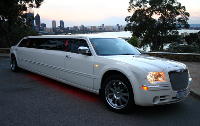 Limo Kings Park